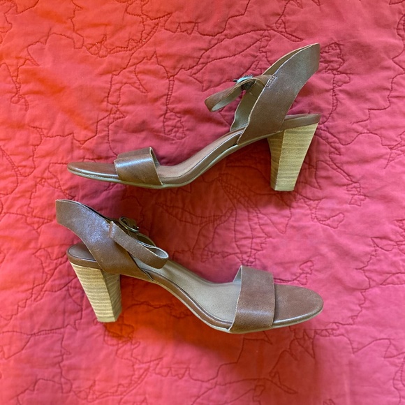 LUCKY BRAND Leather Sandals/Heels- Size 9- 3in heel - Picture 3 of 3
